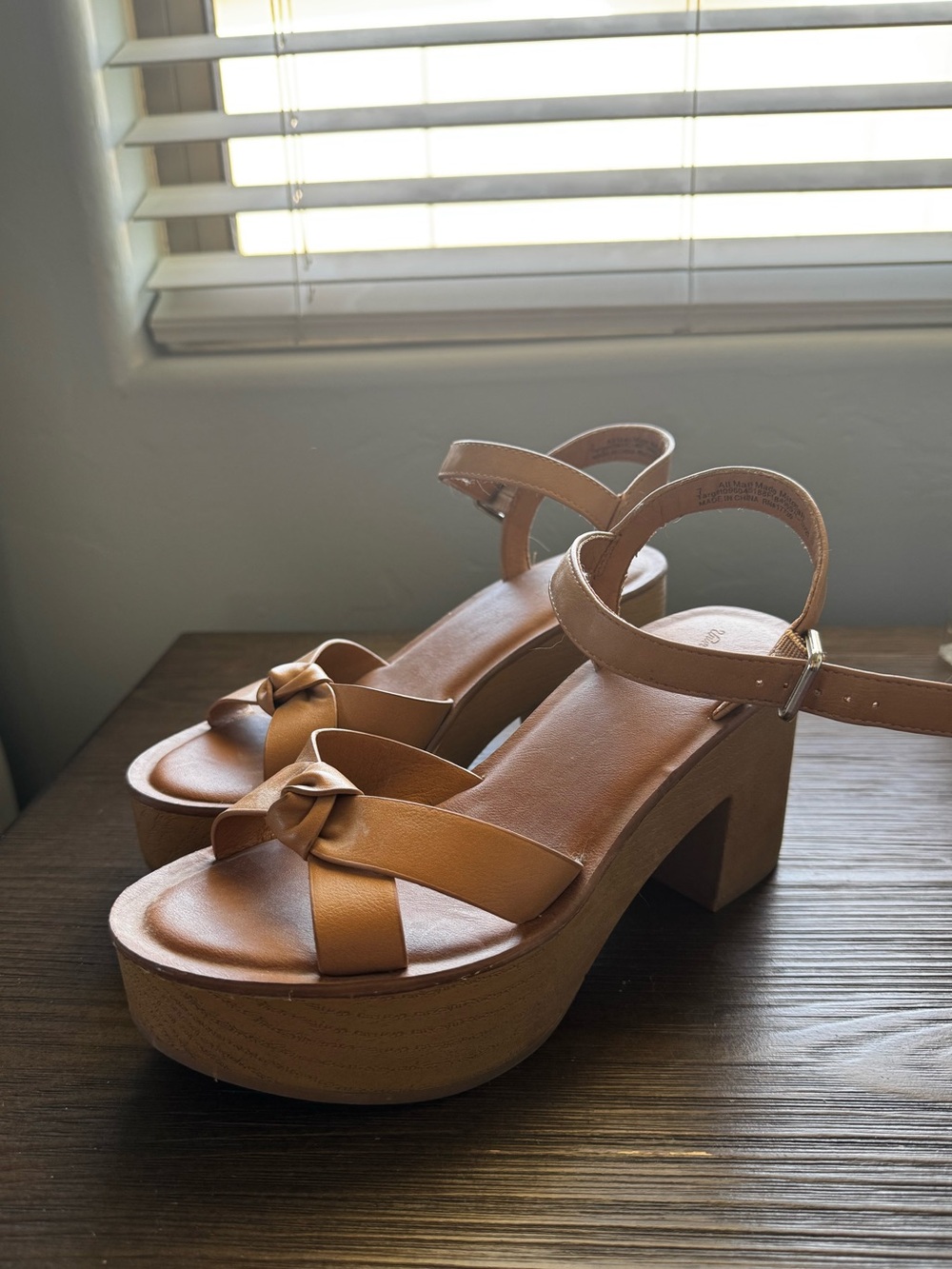 Universal Thread Cognac Knotted Platform Block Heel Sandals